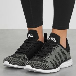 APL techloom pro sneakers